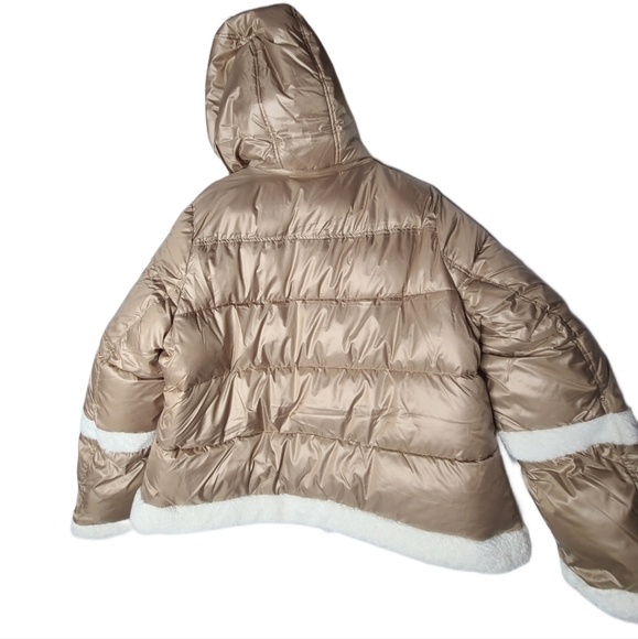 New With tags puffer with sherpa fleece coat - Picture 2 of 4